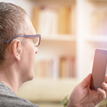 Malentendant avec son smartphone